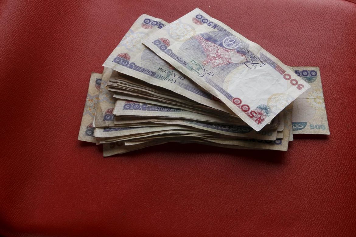 Relief as Naira Gains N9 to Trade at N493/$1 at Black Market