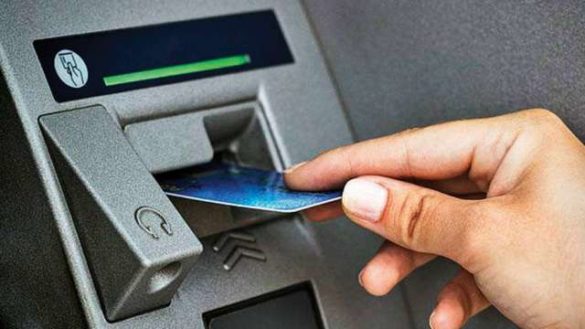 Experts raise concerns as Nigeria limits cash withdrawals
