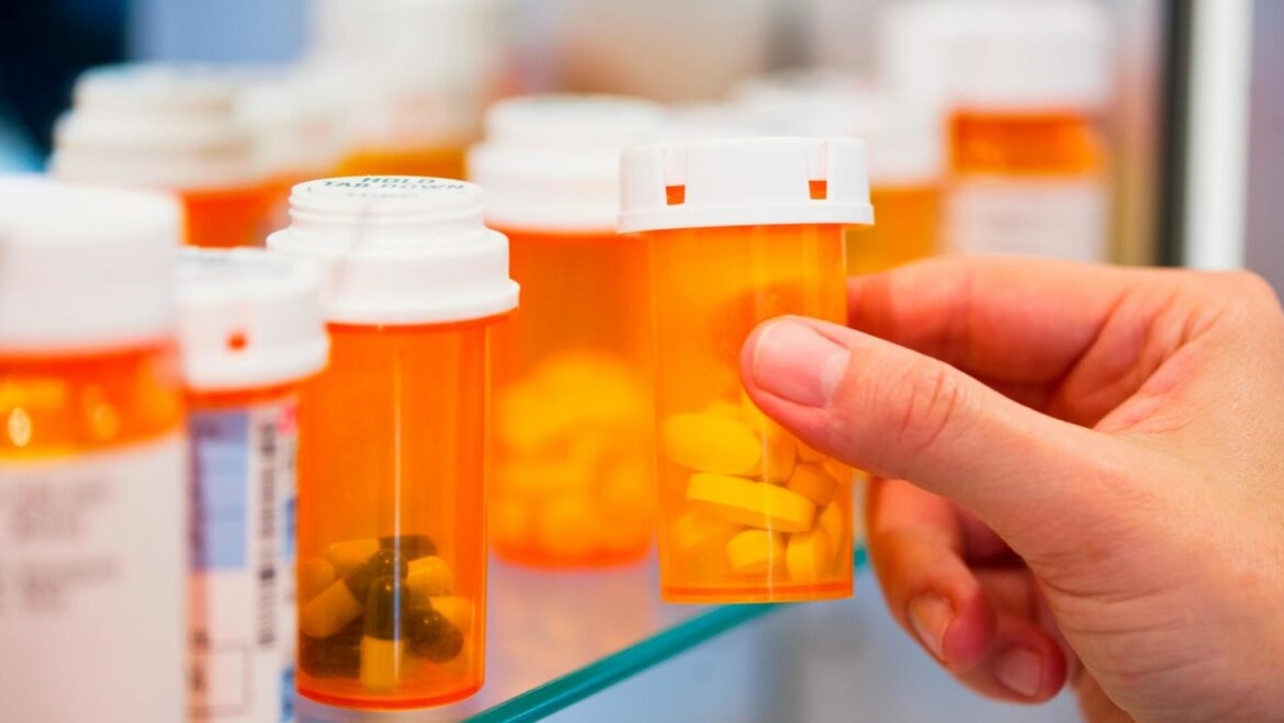 FDA, Drug Importers Agree to Refrain from Providing Prescription Drugs FDA, Drug Importers Agree to Refrain from Providing Prescription Drugs