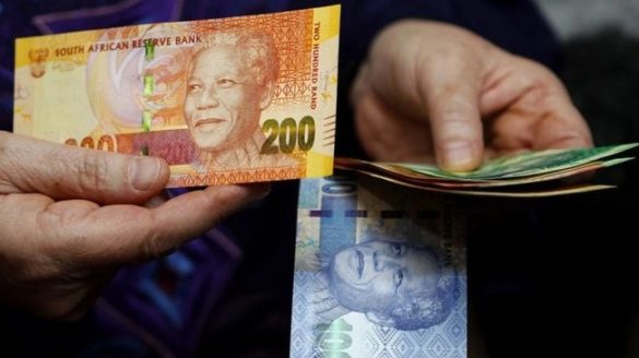 UK Considers Extending $1 Billion Debt Guarantee to Support South Africa’s Green Energy Transition