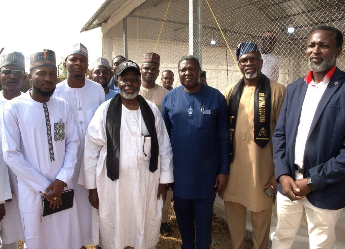 Dr. Ayoola Oduntan Donates 2,000 Capacity Model Broiler Poultry Pen Complex to Ahmadu Bello University, Zaria